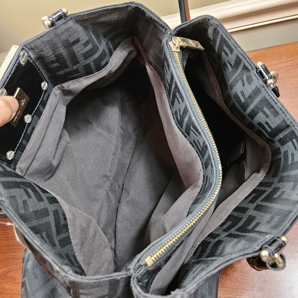 Fendi Mia Borse Black Shoulder bag - Picture 9 of 10